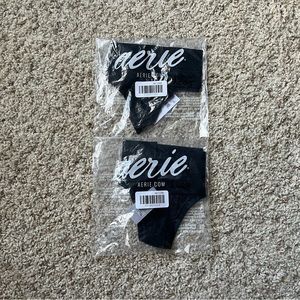 2 Aerie black xs thongs